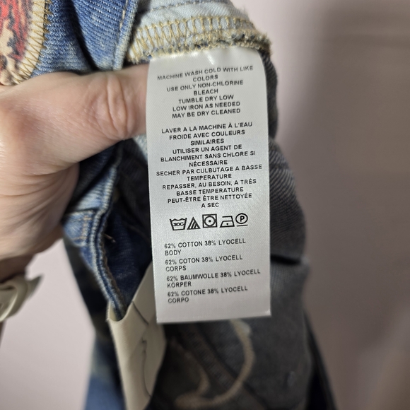 Free People We The Free Flying High Patched Flare Jeans NWT Size 31 Paisley Bird - Picture 9 of 9